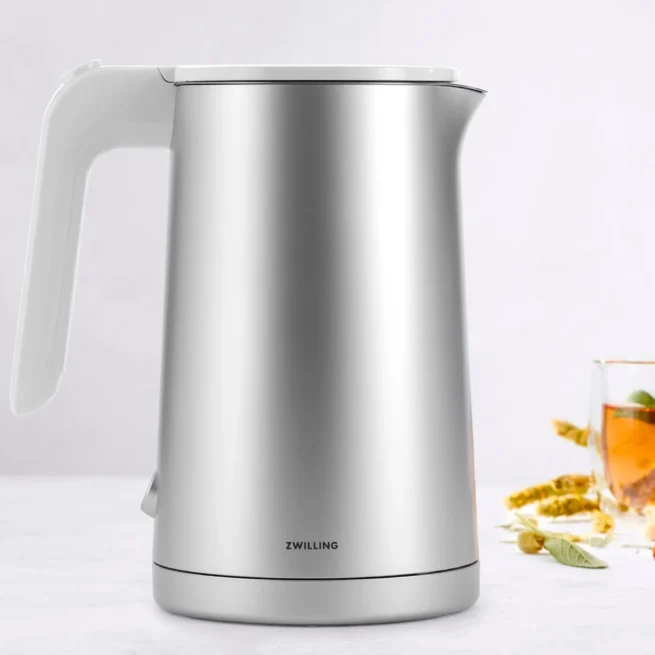 Chaleira elétrica de plástico Enfinigy, 1 L